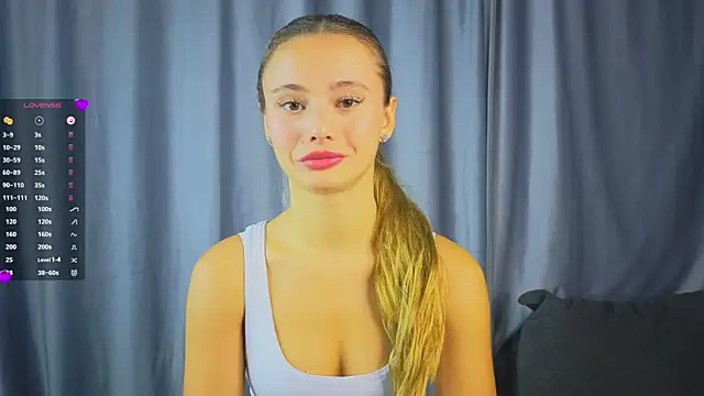 NaughtySeraphine online show from 11/11/25, 06:13