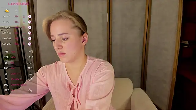 Alice Cire online show from 11/16/25, 02:44