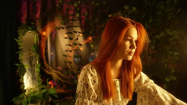 eliz gallen online show from 10/12/25, 04:28