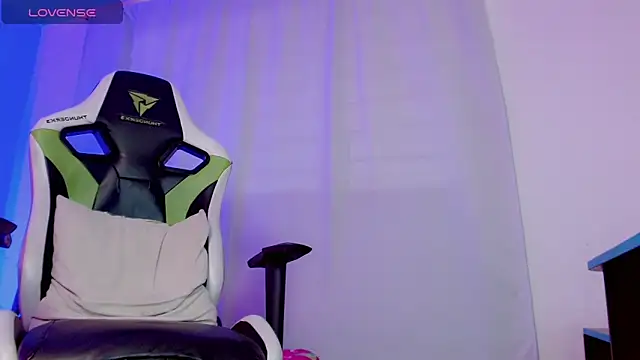 yankees  online show from 10/17/25, 12:30