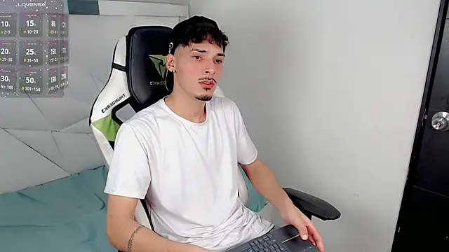 yankees  online show from 11/18/25, 03:23