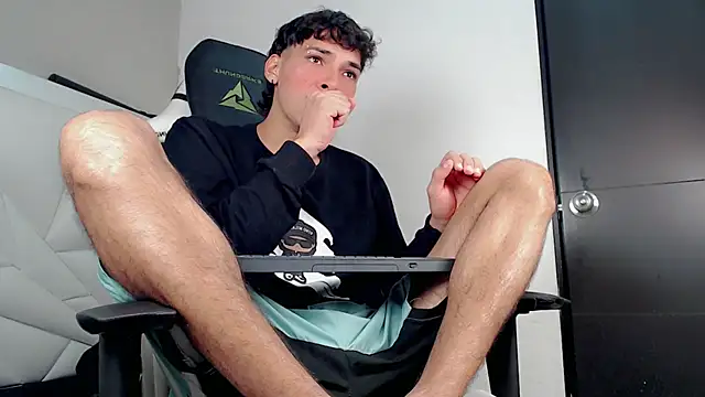 yankees  online show from 11/22/25, 03:49