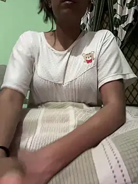 Snapshot of Romantic-jeeva chatting on 09/10/25, 05:02 Romantic-jeeva online show from 09/10/25, 05:02