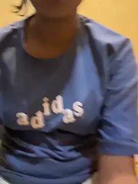 Snapshot of Romantic-jeeva chatting on 09/19/25, 03:34 Romantic-jeeva online show from 09/19/25, 03:34