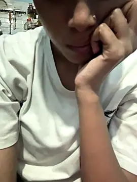 Snapshot of Romantic-jeeva chatting on 10/18/25, 05:03 Romantic-jeeva online show from 10/18/25, 05:03