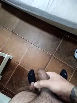 Snapshot of rorope chatting on 10/29/25, 01:35 rorope online show from 10/29/25, 01:35