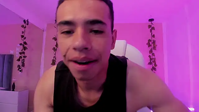 Muscle Scott online show from 11/02/25, 01:24