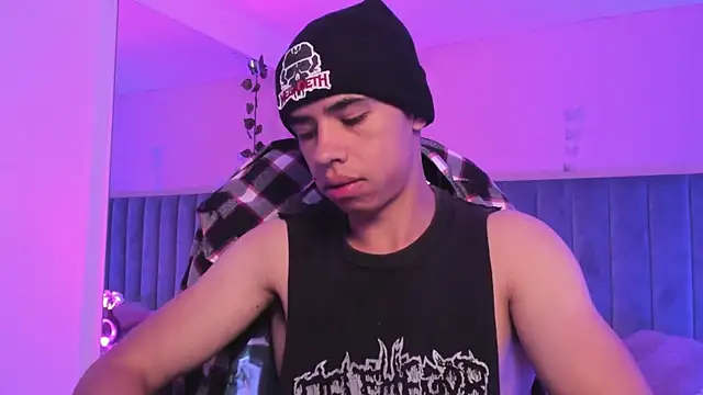 Muscle Scott online show from 11/15/25, 12:45