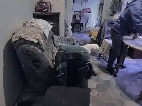 frederic198 online show from 09/12/25, 05:46