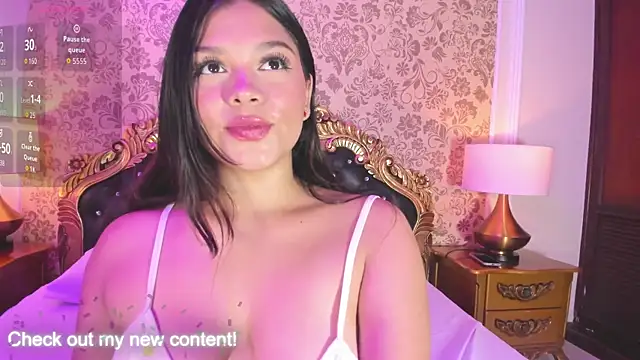 HatsaJones online show from 11/18/25, 03:56