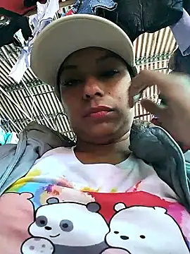 AnggelicaSwan21 online show from 10/31/25, 03:13