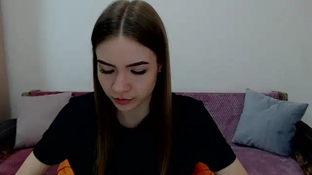 Snapshot of aSingleOne chatting on 10/14/25, 05:47 aSingleOne online show from 10/14/25, 05:47