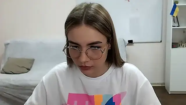 Snapshot of aSingleOne chatting on 11/05/25, 07:14 aSingleOne online show from 11/05/25, 07:14