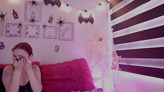 Rebecah 1 online show from 10/15/25, 12:49