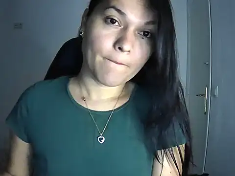 dulvolkova online show from 10/17/25, 06:38