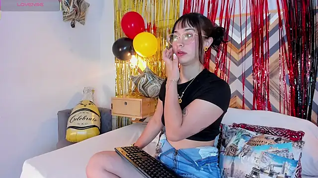Sol Scarlett online show from 09/25/25, 11:47