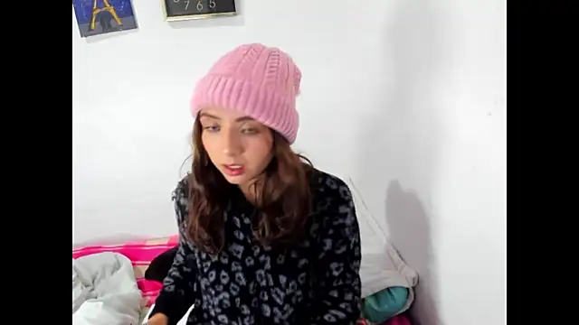 megan doll2123 online show from 10/30/25, 04:03