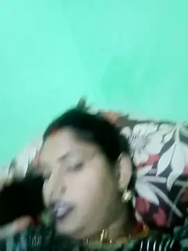 Snapshot of Anjali_220 chatting on 10/15/25, 06:13 Anjali 220 online show from 10/15/25, 06:13