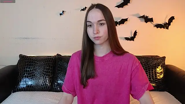 Angeel Kate online show from 11/20/25, 04:34