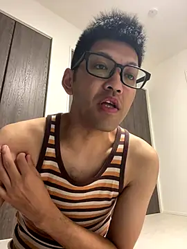 taroukun830 online show from 09/20/25, 12:39