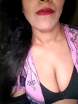 Deepa Sharma143 online show from 09/18/25, 06:48