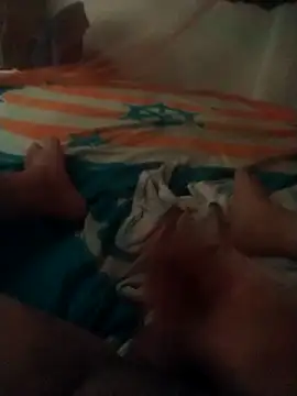 quieresleche1 online show from 10/16/25, 07:26