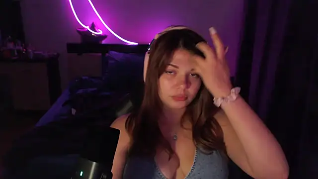 NutsGilmore online show from 10/18/25, 02:29