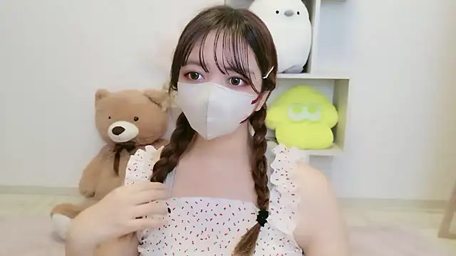 JP Momo o0 online show from 11/11/25, 10:48