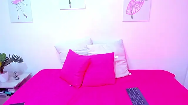 Hill Brownie online show from 10/21/25, 11:44