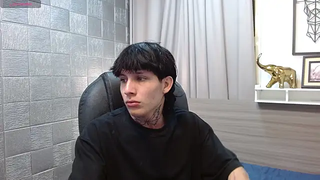 Iantwink18 online show from 11/07/25, 08:09