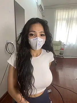 Snapshot of xiongmaobb chatting on 10/20/25, 04:13 xiongmaobb online show from 10/20/25, 04:13