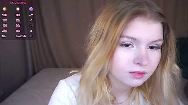 ShontaWasilko online show from 11/03/25, 06:09