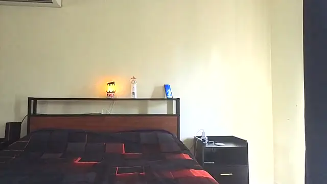 Snapshot of aussiepeaches chatting on 10/31/25, 12:55 aussiepeaches online show from 10/31/25, 12:55