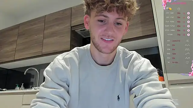 Snapshot of DominantAlex18 chatting on 11/25/25, 05:51 DominantAlex18 online show from 11/25/25, 05:51