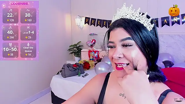 TianaGlow26 online show from 11/03/25, 07:37