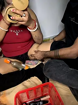 nishababybaby online show from 11/18/25, 04:33