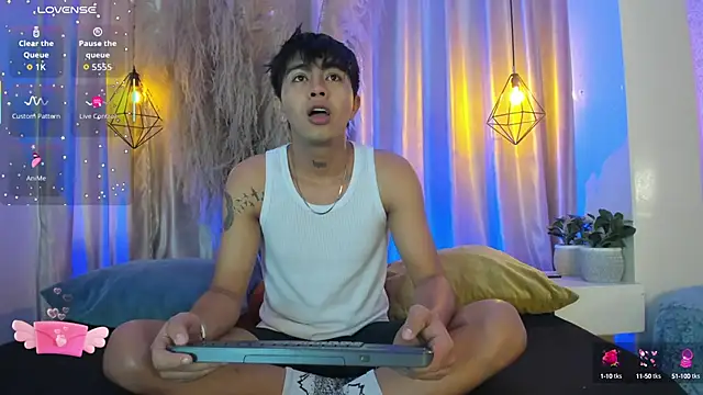 Snapshot of arion_sherwind chatting on 09/19/25, 08:09 arion sherwind online show from 09/19/25, 08:09