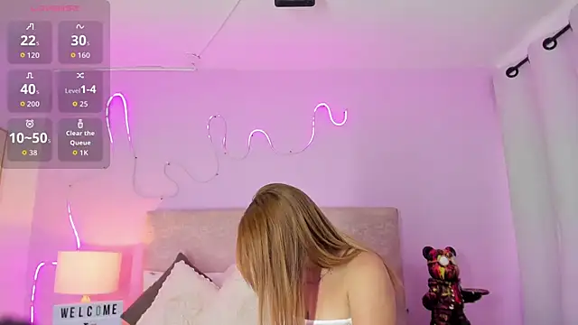 EmaRae1499 online show from 10/10/25, 08:19