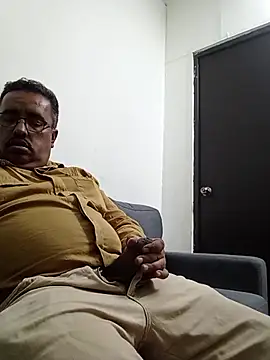 HomHot47 online show from 11/11/25, 02:33