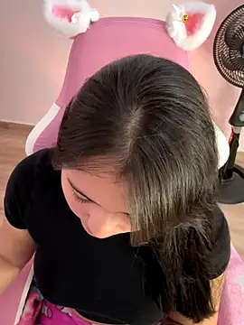 Angeldusttt online show from 10/22/25, 05:13