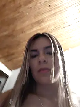 Snapshot of Vanesa-1 chatting on 09/25/25, 04:49 Vanesa-1 online show from 09/25/25, 04:49