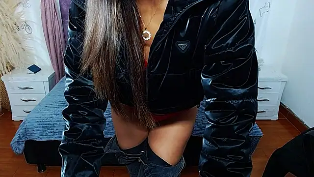 Snapshot of Vanesa-1 chatting on 09/29/25, 11:15 Vanesa-1 online show from 09/29/25, 11:15