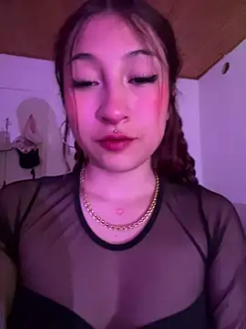 Snapshot of liin_rose chatting on 09/12/25, 01:17 liin rose online show from 09/12/25, 01:17