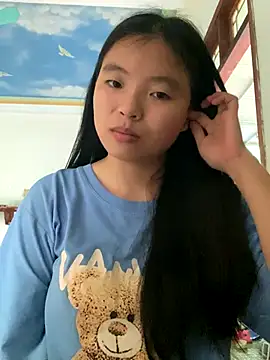 viluna online show from 10/14/25, 12:55