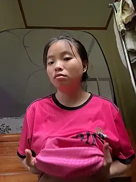 viluna online show from 11/08/25, 02:12