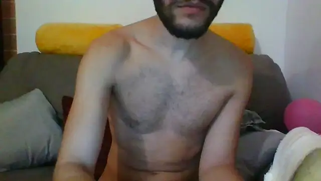 Amicisegreti online show from 10/12/25, 05:06