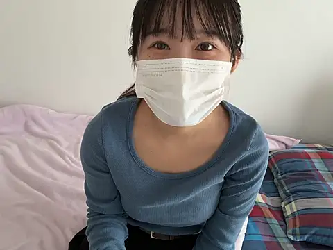 hikiwarinatto xoxo online show from 10/19/25, 01:06