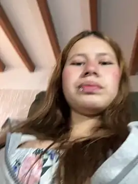 Snapshot of Olivia11_ chatting on 10/28/25, 12:09 Olivia11 online show from 10/28/25, 12:09