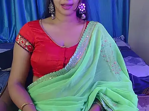 Snapshot of priya-kumari22 chatting on 11/09/25, 04:11 priya-kumari22 online show from 11/09/25, 04:11