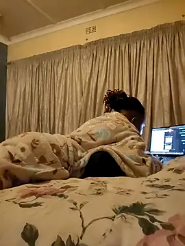 Cianda24 online show from 09/30/25, 04:23